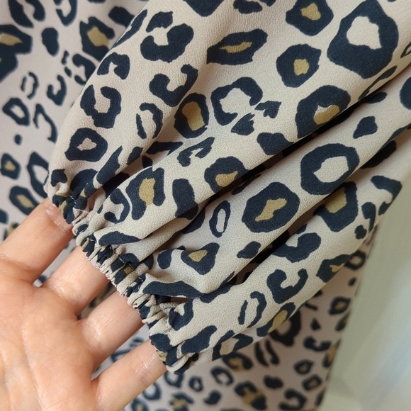 Sanctuary Leopard Print Smocked Square Neck Balloon Sleeve A-Line Mini Dress 4 - Picture 11 of 13